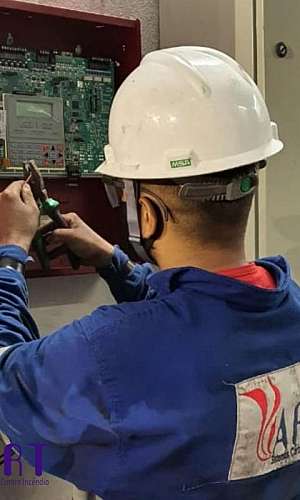 Manutenção em CMI Manutenção em CMI