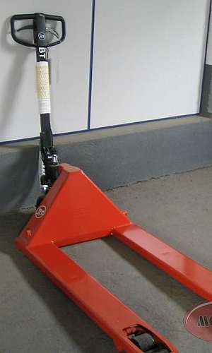 Paleteira hidráulica manual Paleteira hidráulica manual